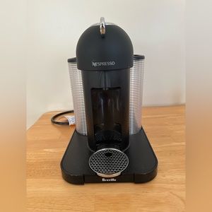 Nespresso Breville Vertuo matte black